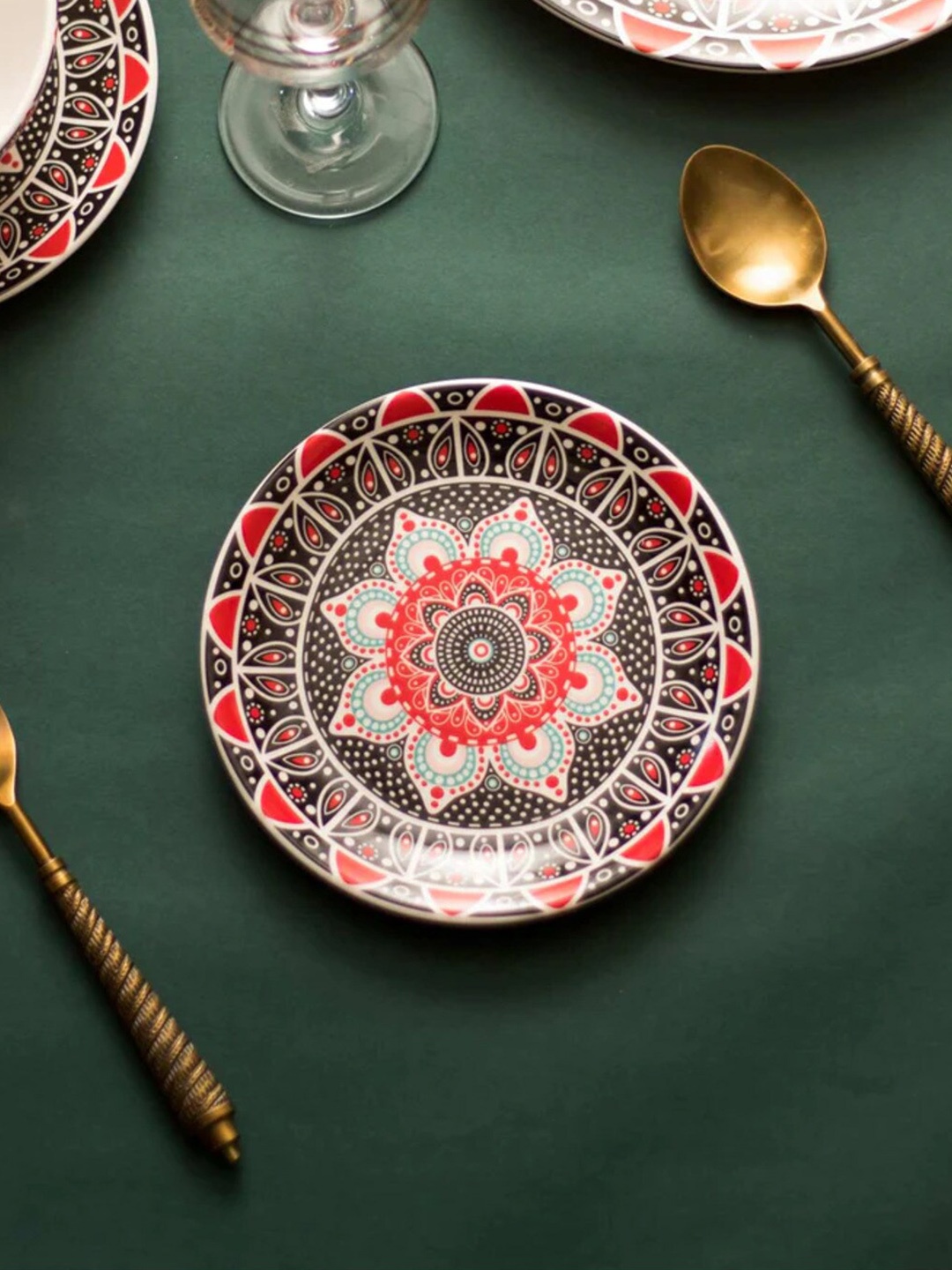 

THEDECORKART White & Red Printed Ceramic Matte Plate