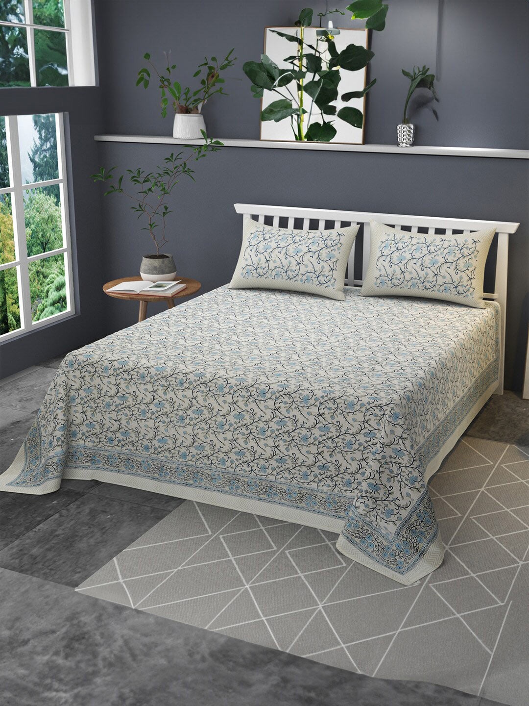 

CLIO'S HERITAGE STORE White Ethnic Motifs Cotton 400 TC King Bedsheet With 2 Pillow Covers