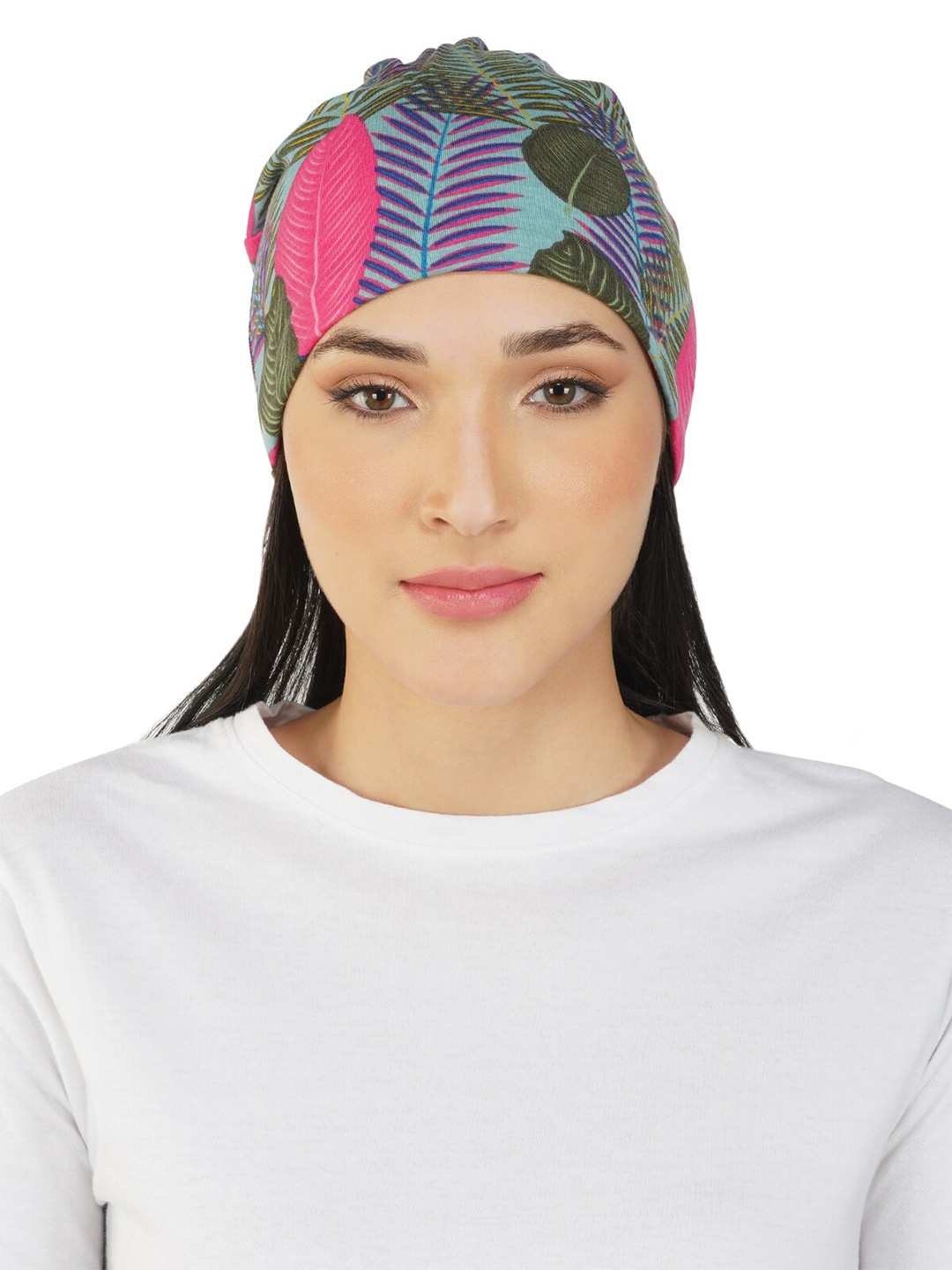 

iSWEVEN Unisex Tropical Printed Beanie, Grey