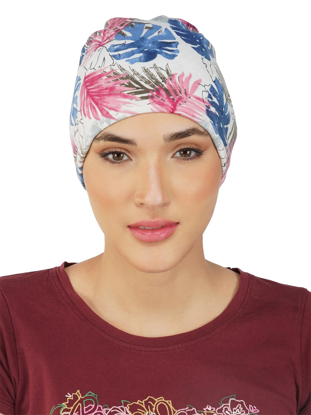 

iSWEVEN Tropical Printed Beanie, White