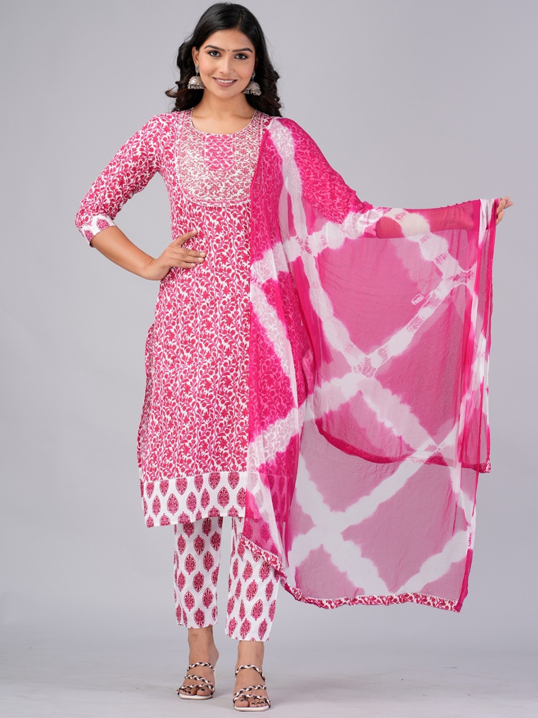 

MAUKA Floral Printed Thread Work Pure Cotton Kurta with Trousers & Dupatta, Pink