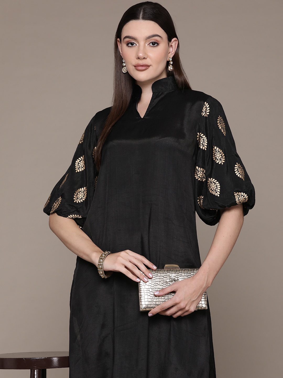 

Moda Rapido Panelled Kurta with Trousers, Black