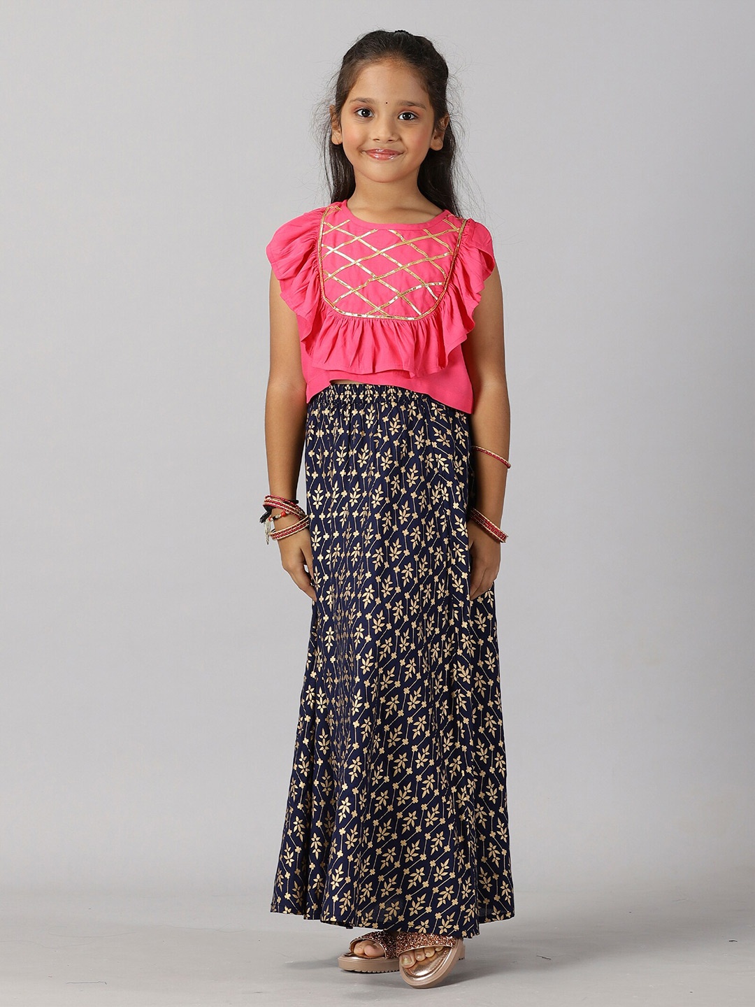 

KiddoPanti Girls Ethnic Motif Printed Ready to Wear Lehenga & Blouse, Fuchsia