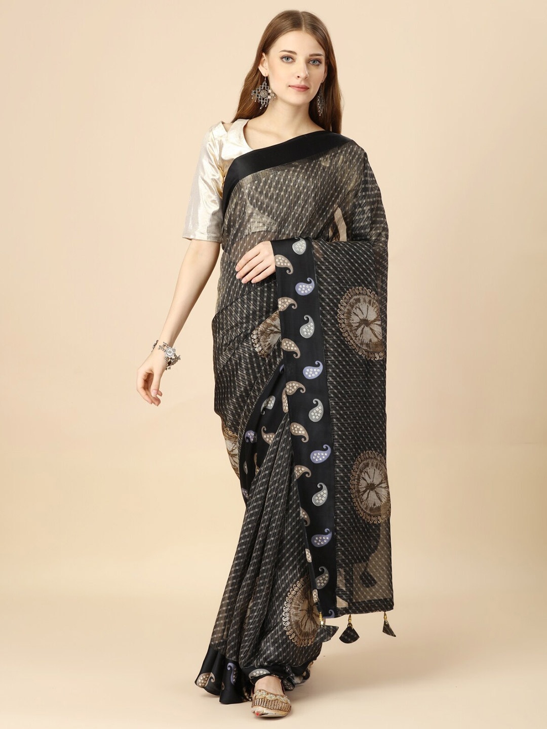 

Triveni Striped Printed Pure Georgette Saree, Black