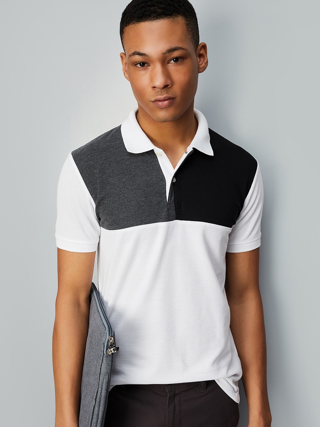 

max Colourblocked Polo Collar T-shirt, White