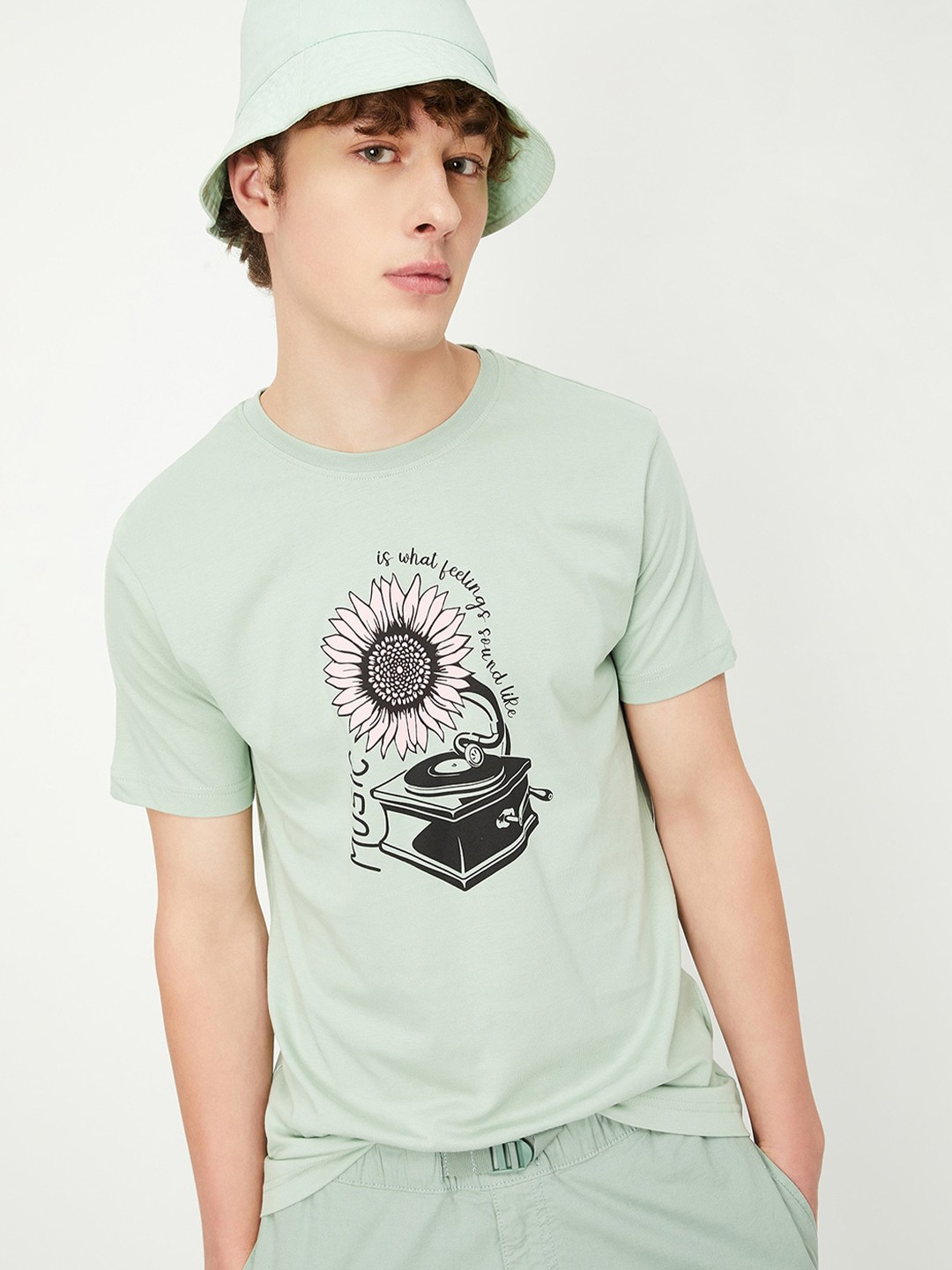 

max Graphic Printed Pure Cotton T-Shirt, Green