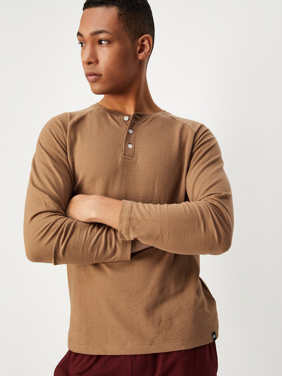 

max Henley Neck Raglan Sleeves Casual T-Shirt, Brown