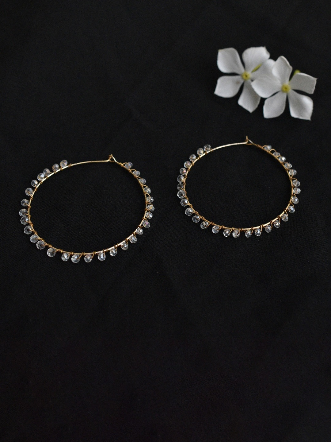 

BeAbhika Gold-Toned Contemporary Hoop Earrings