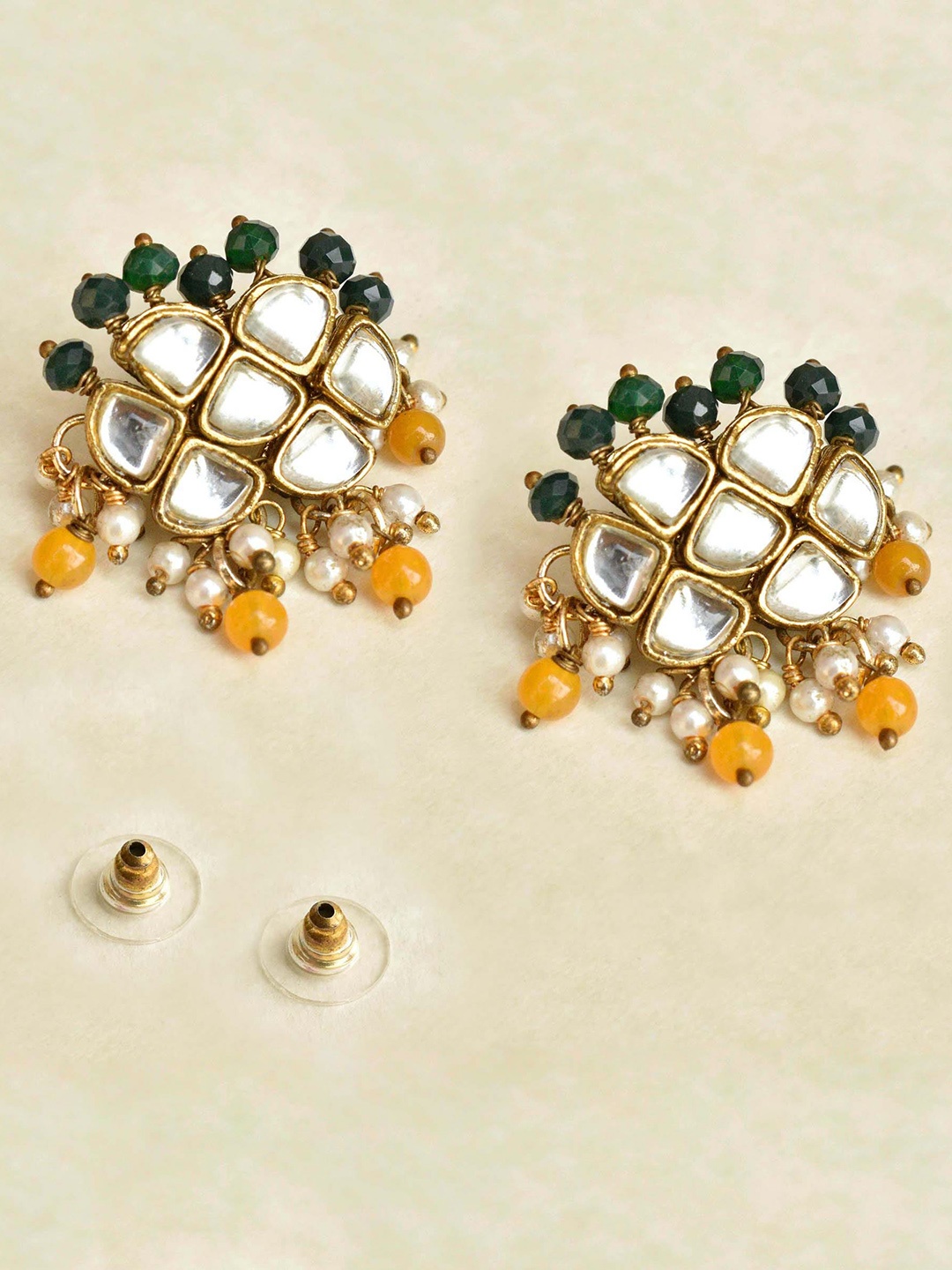 

BeAbhika Kundan Studs Earrings, Gold