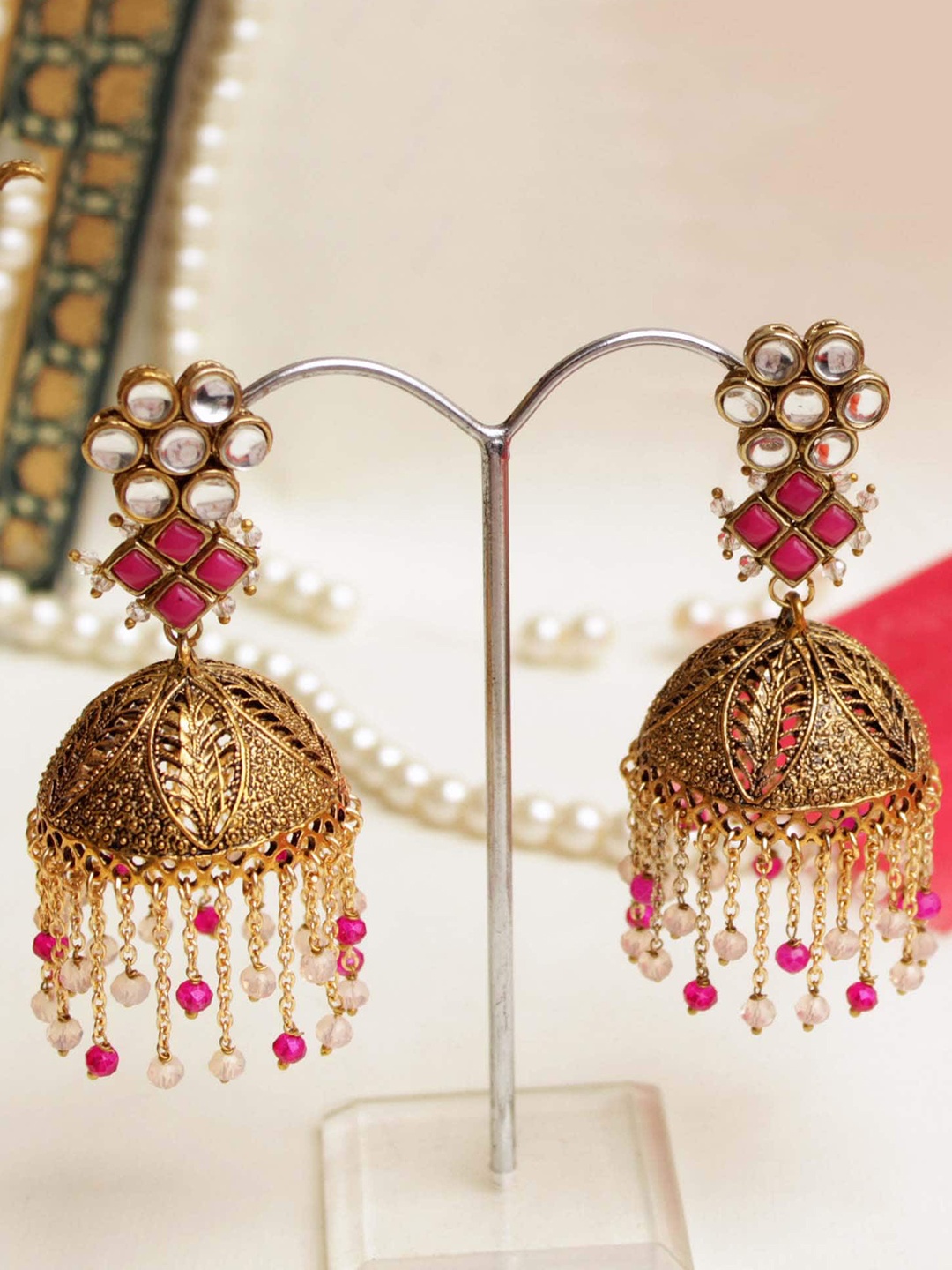 

BeAbhika Kundan Jumka Earrings, Gold