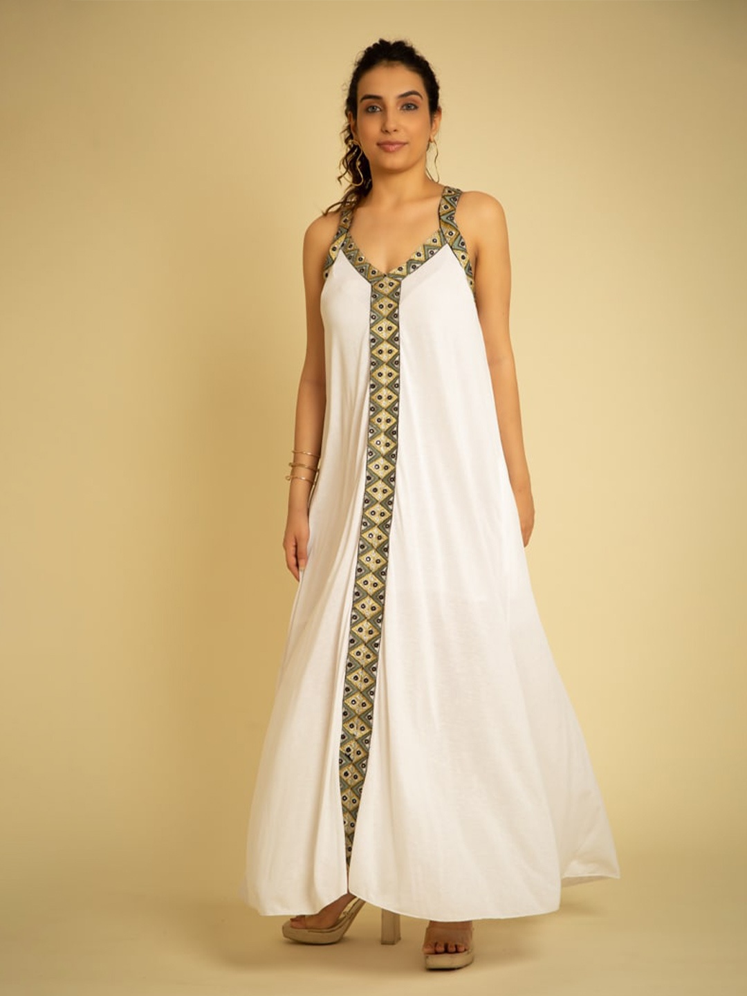 

Label Reyya Embroidered Shoulder Straps Maxi Dress, White