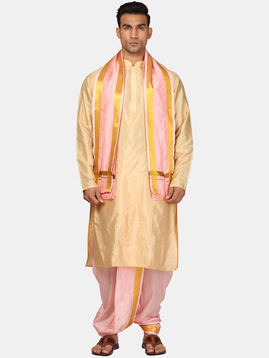 

Sethukrishna Mandarin Collar Zari Detail Straight Kurta & Dhoti Pants With Angavastram, Beige