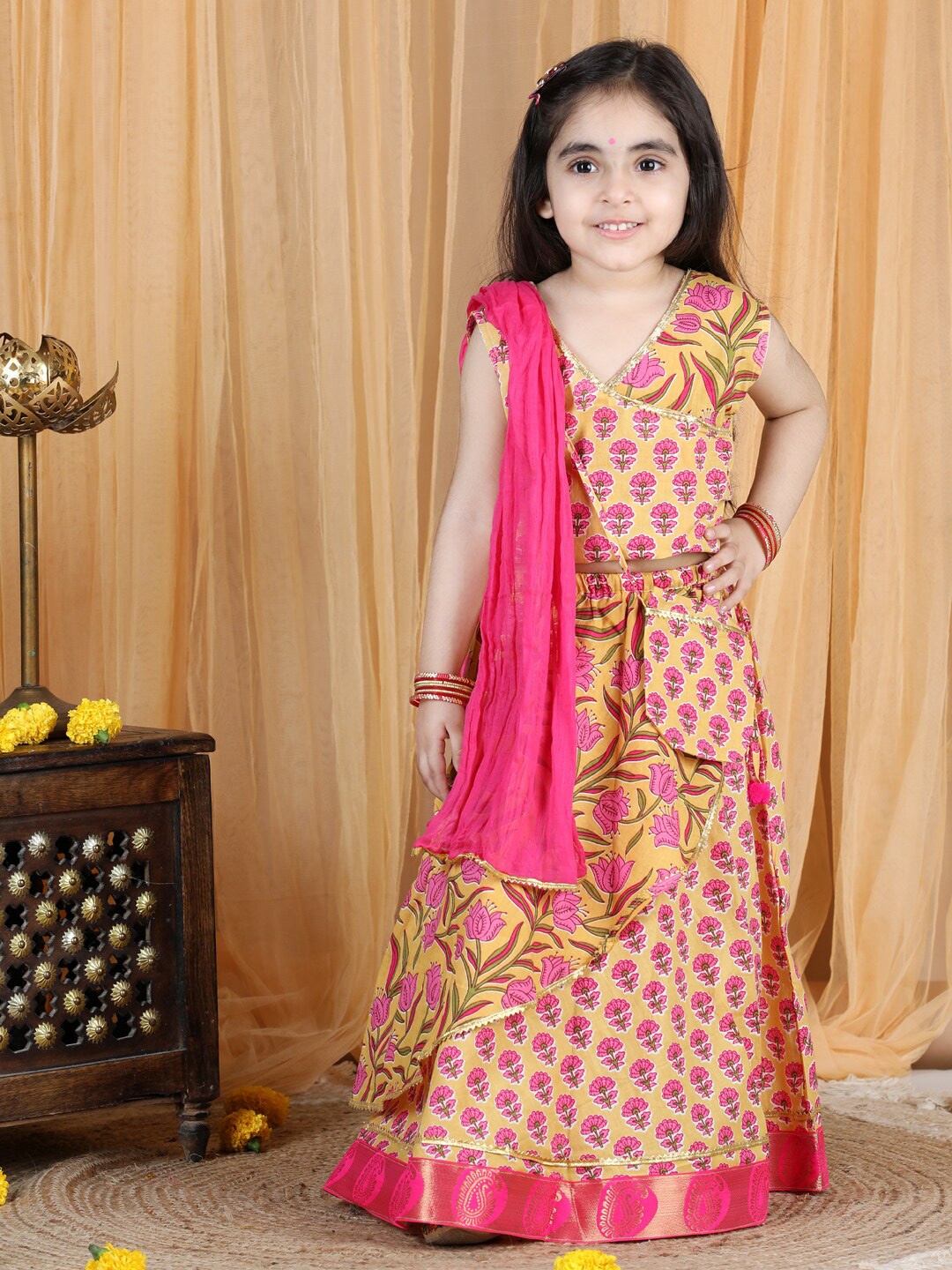 

kidcetra Girls Floral Cotton Ready to Wear Lehenga & Blouse With Dupatta & Sing Bag, Pink