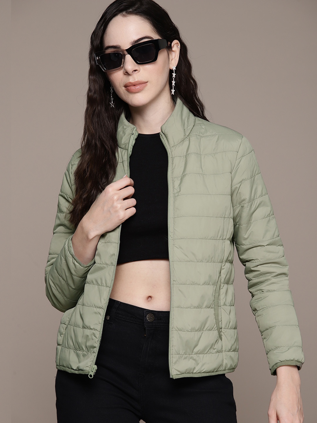 

Roadster Women Solid Lightweight Outdoor Bomber Jacket, Olive