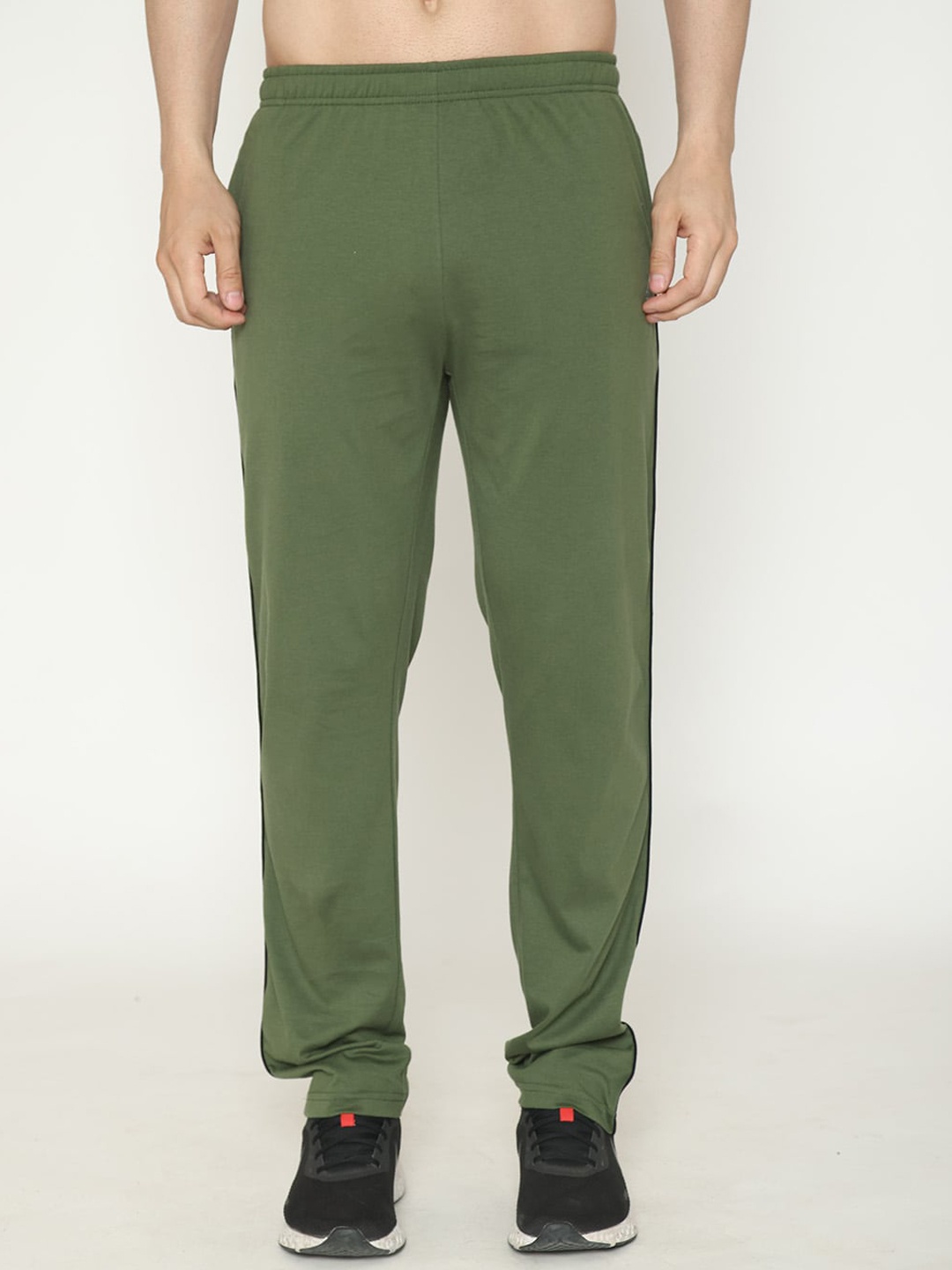 

Bonjour Men Mid Rise Cotton Track Pant, Olive
