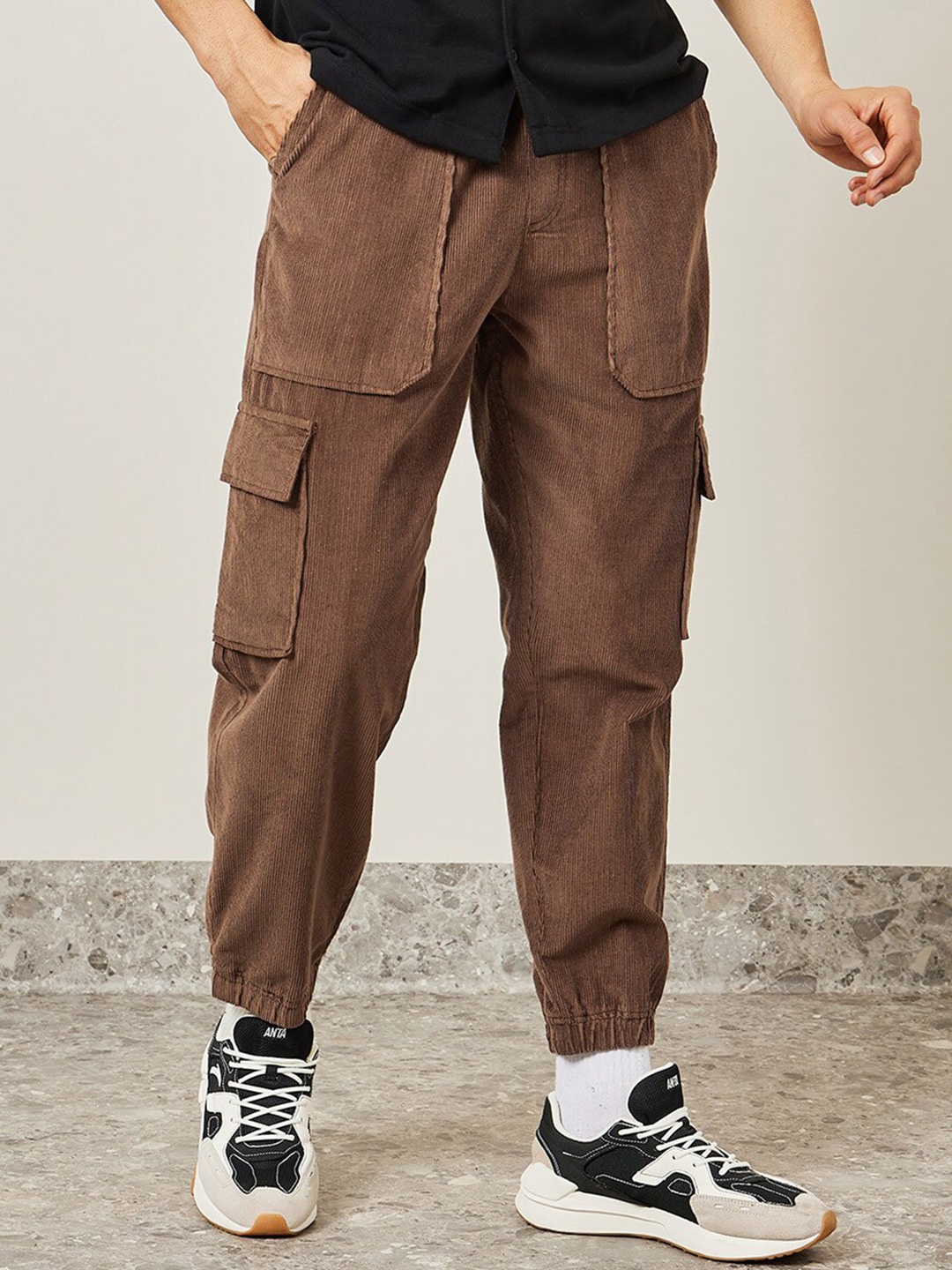 

Styli Baggy Fit Cargo Pocket Corduroy Jogger, Brown