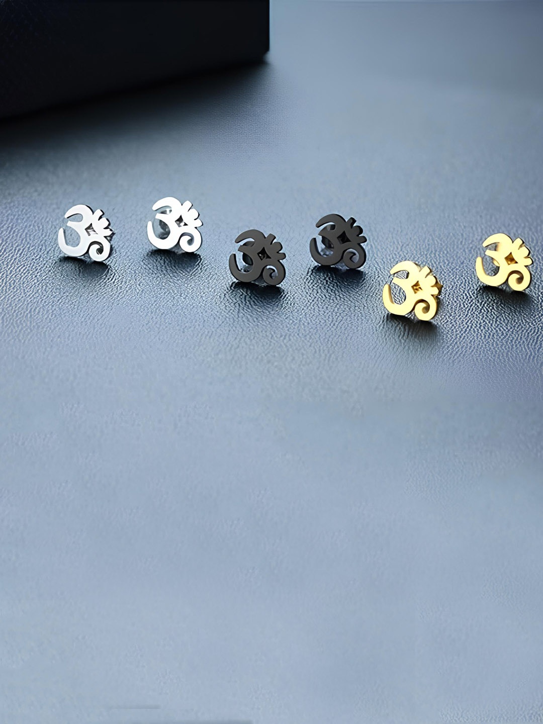 

KARISHMA KREATIONS Set Of 4 Gold-Plated Contemporary Studs Earrings