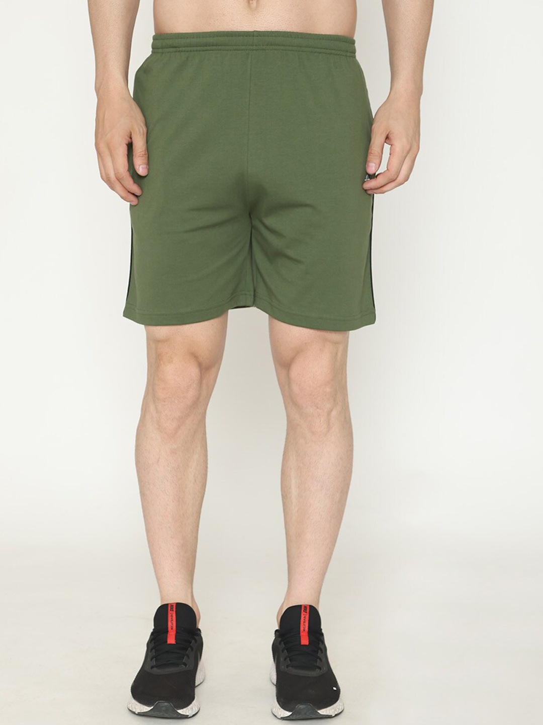 

Bonjour Men Mid-Rise Cotton Sports Shorts, Olive