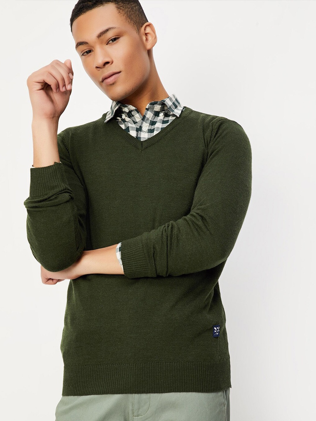 

max V-Nek Acrylic Pullover, Olive