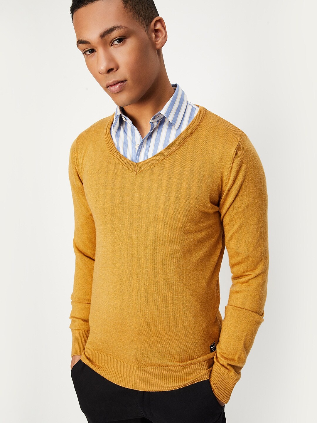 

max V-Nek Acrylic Pullover, Yellow