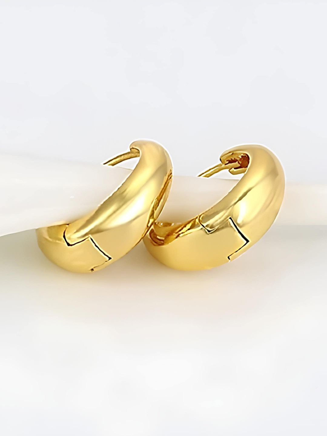 

KARISHMA KREATIONS Set Of 2 Gold-Plated Circular Hoop Earrings