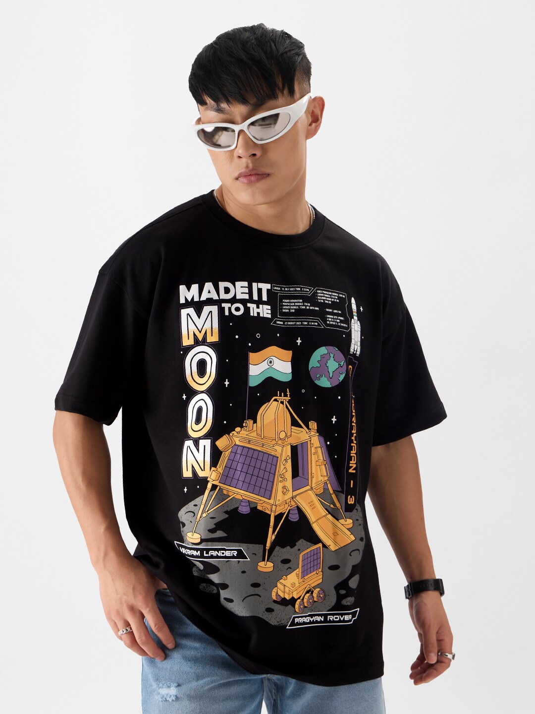 

The Souled Store ISRO: At The Moon Graphic Printed Cotton T-shirt, Black