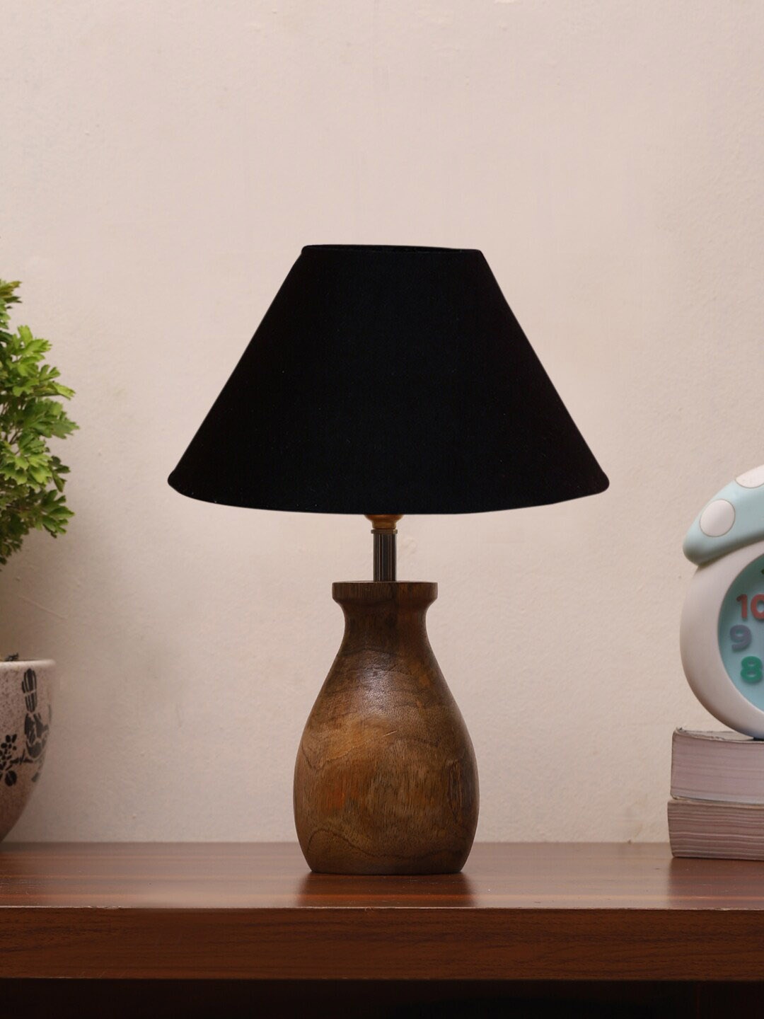 

Devansh Black Cotton & Wooden Table Lamp