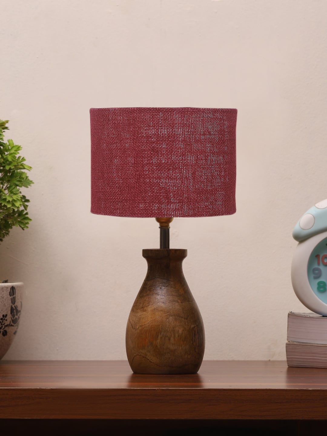 

Devansh Maroon & Brown Jute Table Lamp With Wood Natural Base