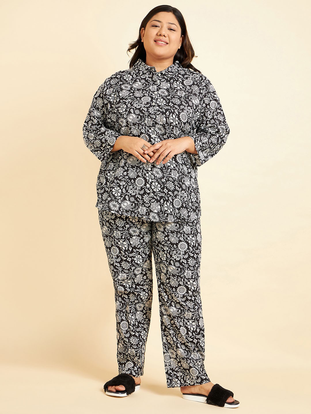 

Sweet Dreams Black & White Floral Printed Pure Cotton Night Suit
