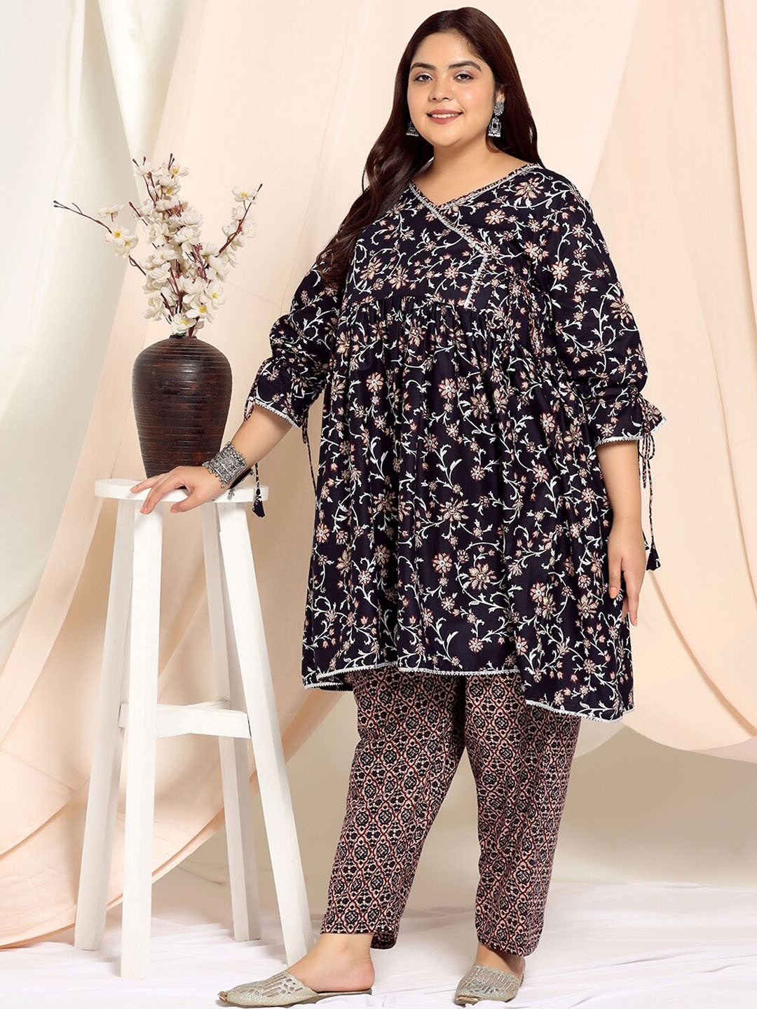 

FASHION DREAM Plus Size Floral Printed V-Neck Gotta Patti A-Line Kurta with Trouser, Navy blue