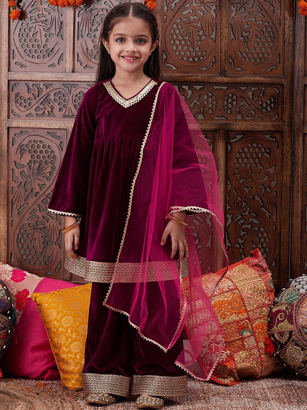 

pspeaches Girls Gotta Patti Velvet Kurta With Palazzos & Dupatta, Burgundy