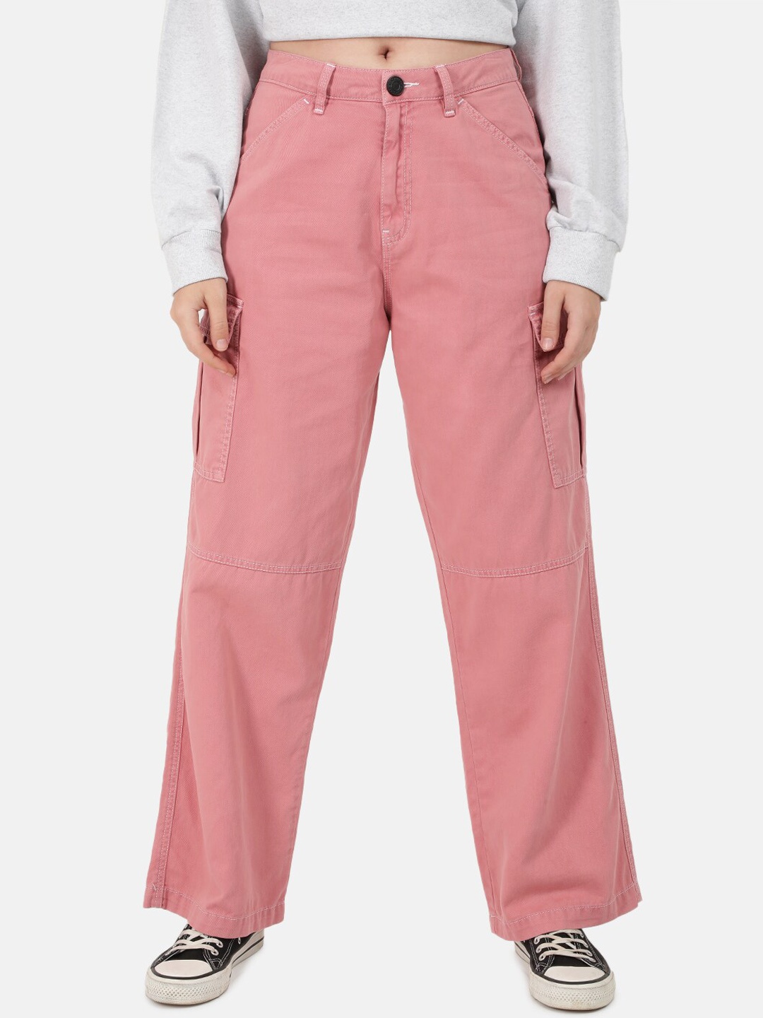 

Bene Kleed Women Relaxed High-Rise Cargos Trousers with Contrast Stitch, Pink