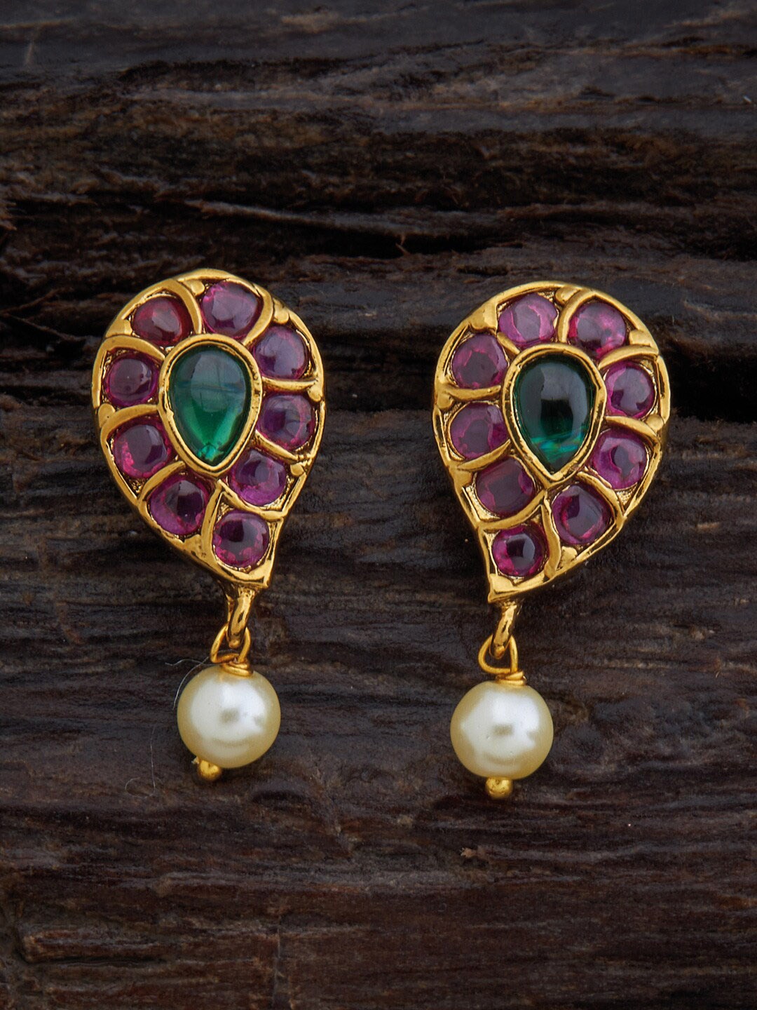 

Kushal's Fashion Jewellery Gold-Plated Paisley Shaped Studs Earrings