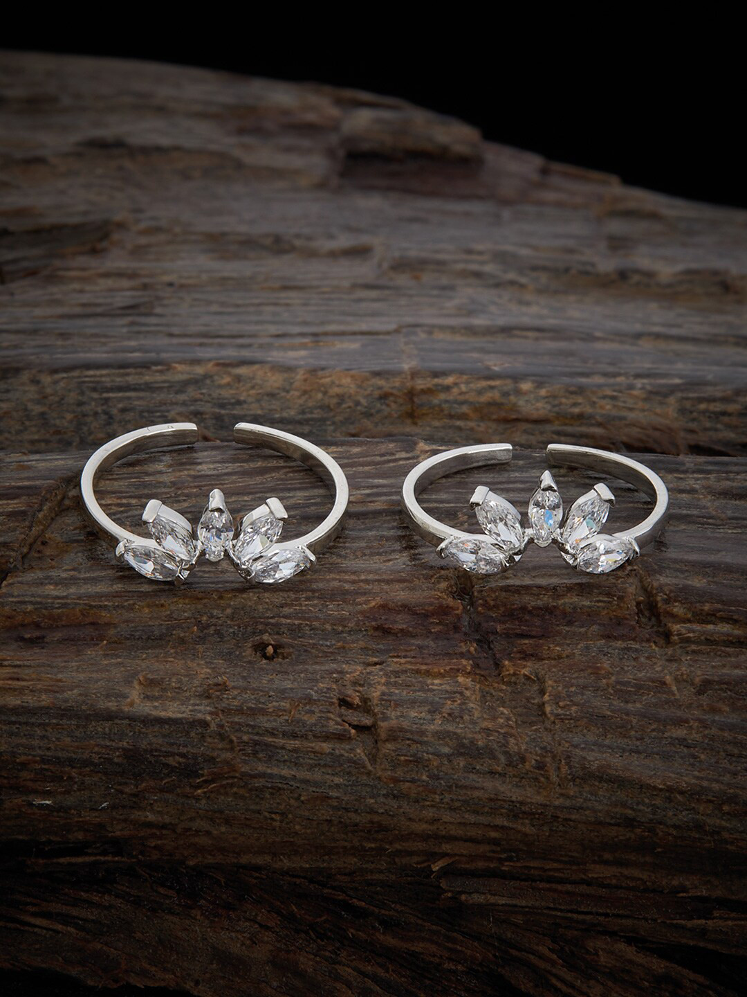 

Kushal's Fashion Jewellery Set Of 2 Rhodium Plated Toe Ring, White