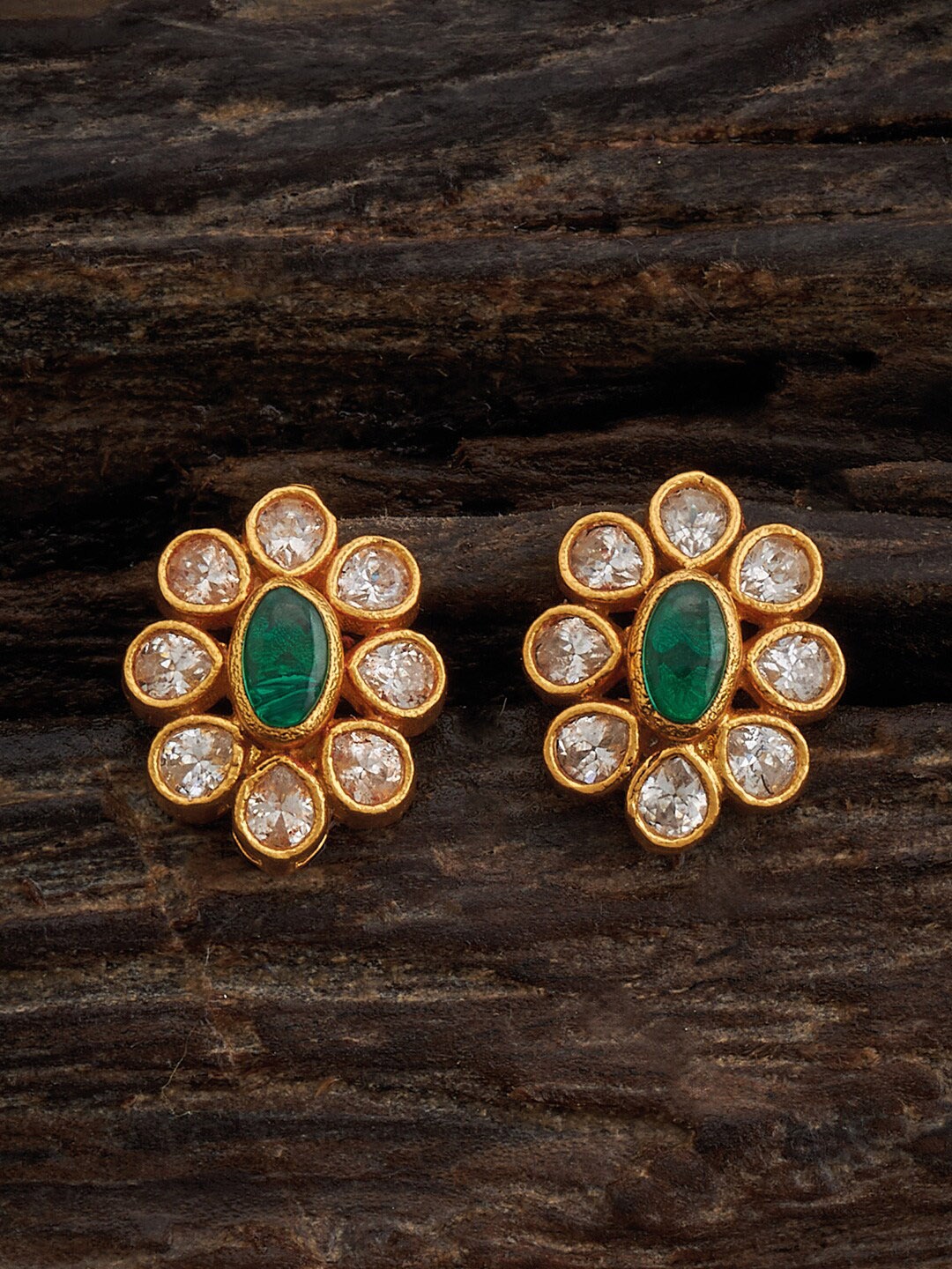 

Kushal's Fashion Jewellery Gold-Plated Contemporary Studs Earrings