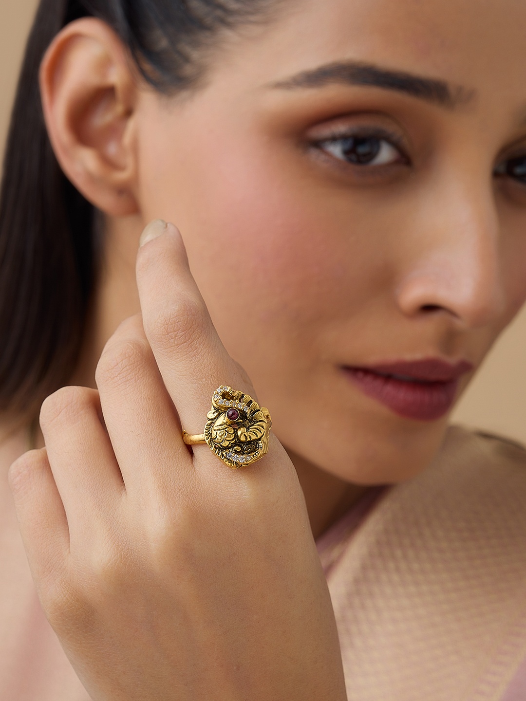 

Kushal's Fashion Jewellery 92.5 Pure Silver Gold-Plated Stone-Studded Finger Ring