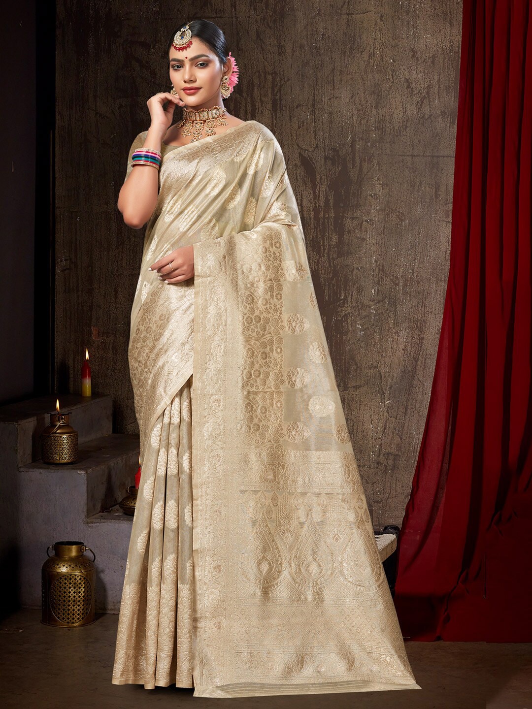 

Mitera Cream-Coloured & Gold-Toned Ethnic Motifs Woven Design Zari Saree