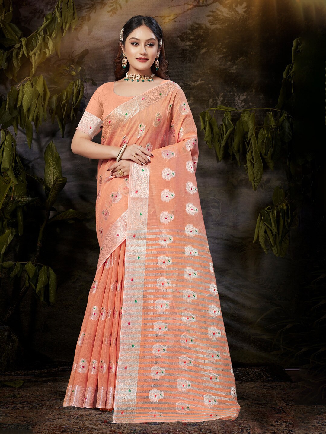 

Mitera Ethnic Motifs Woven Design Zari Saree, Peach