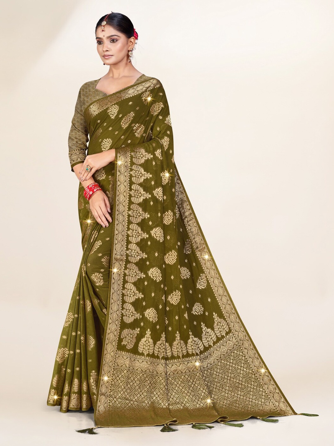 

Sweet smile Fab Floral Woven Design Zari Saree, Olive