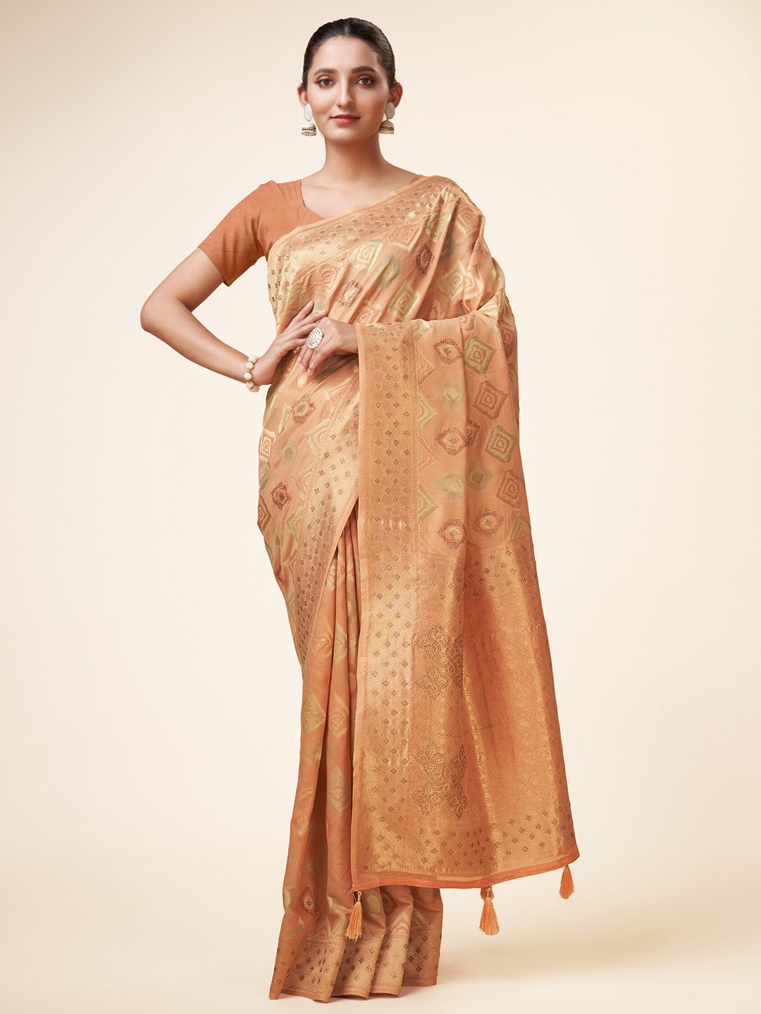 

Sweet smile Fab Geometric Woven Design Zari Saree, Peach