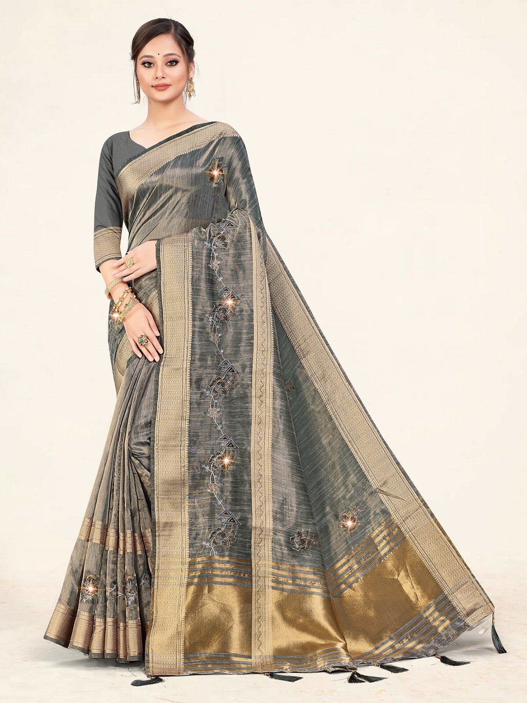 

Sweet smile Fab Ethnic Motifs Embroidered Organza Saree, Grey