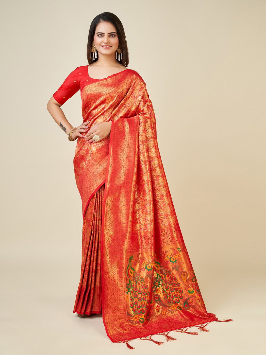 

Sweet smile Fab Ethnic Motifs Woven Design Zari Art Silk Kanjeevaram Saree, Red