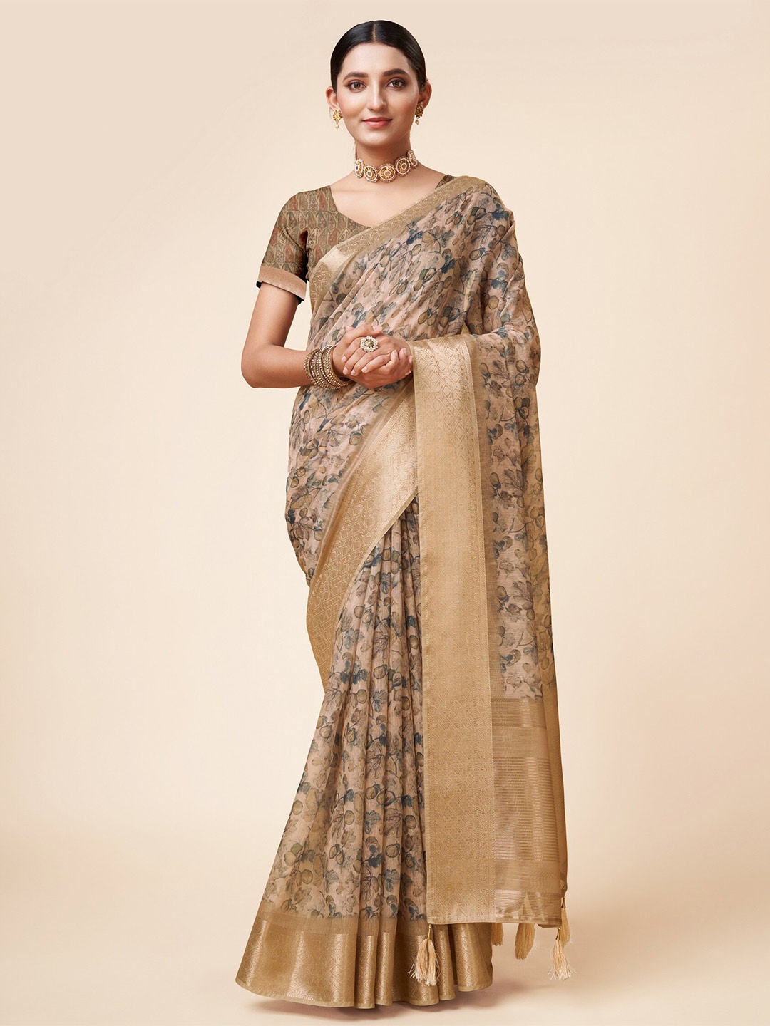 

Sweet smile Fab Floral Printed Zari Saree, Beige