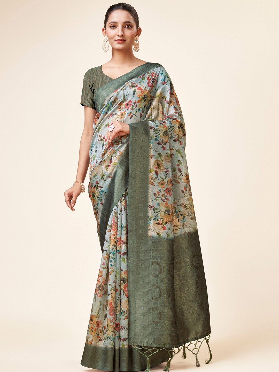 

Sweet smile Fab Floral Printed Zari Organza Saree, Green