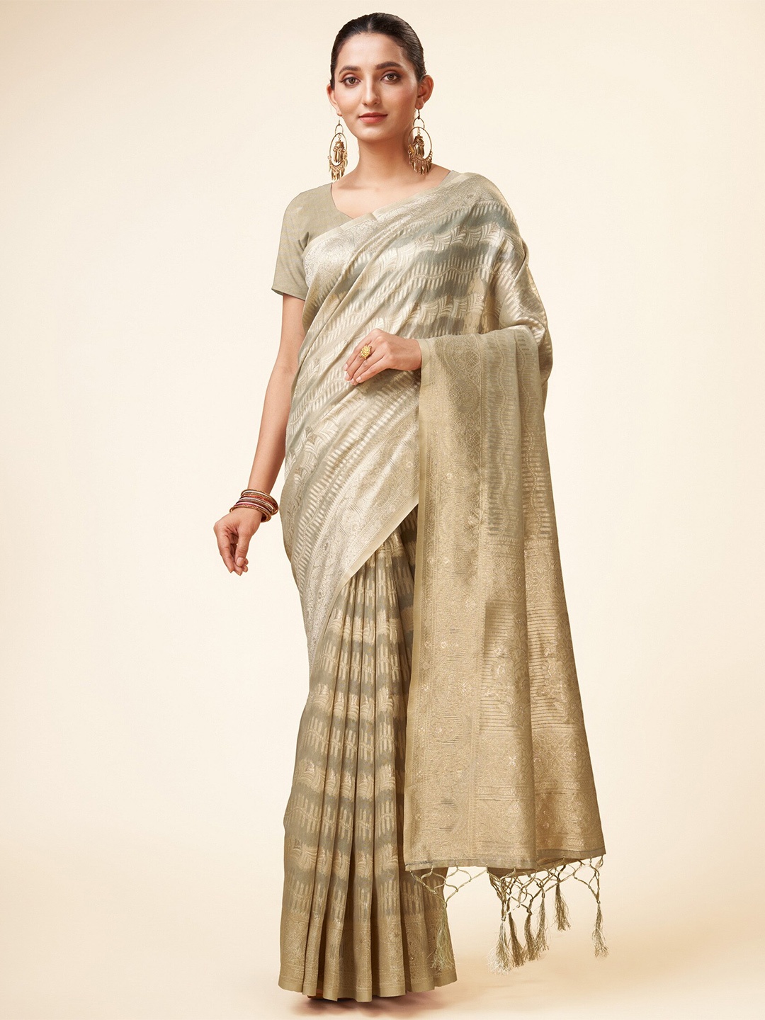 

Sweet smile Fab Woven Design Zari Organza Saree, Grey