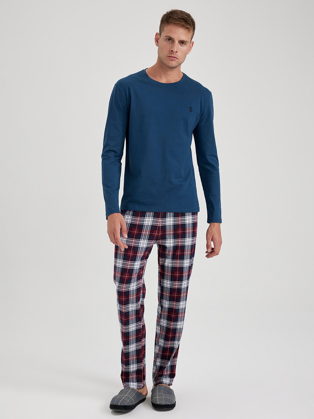

DeFacto Round Neck Pure Cotton T-shirt And Checked Pyjamas, Blue