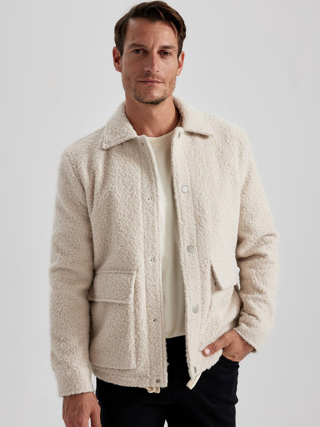 

DeFacto Fur Detail Spread Collar Tailored Jacket, Beige