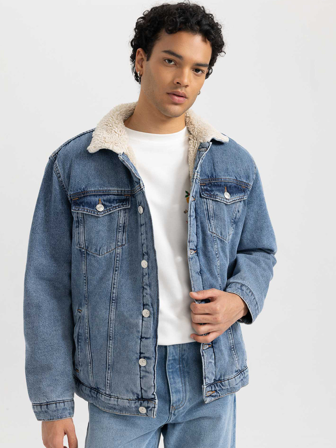 

DeFacto Washed Pure Cotton Denim Jacket, Blue