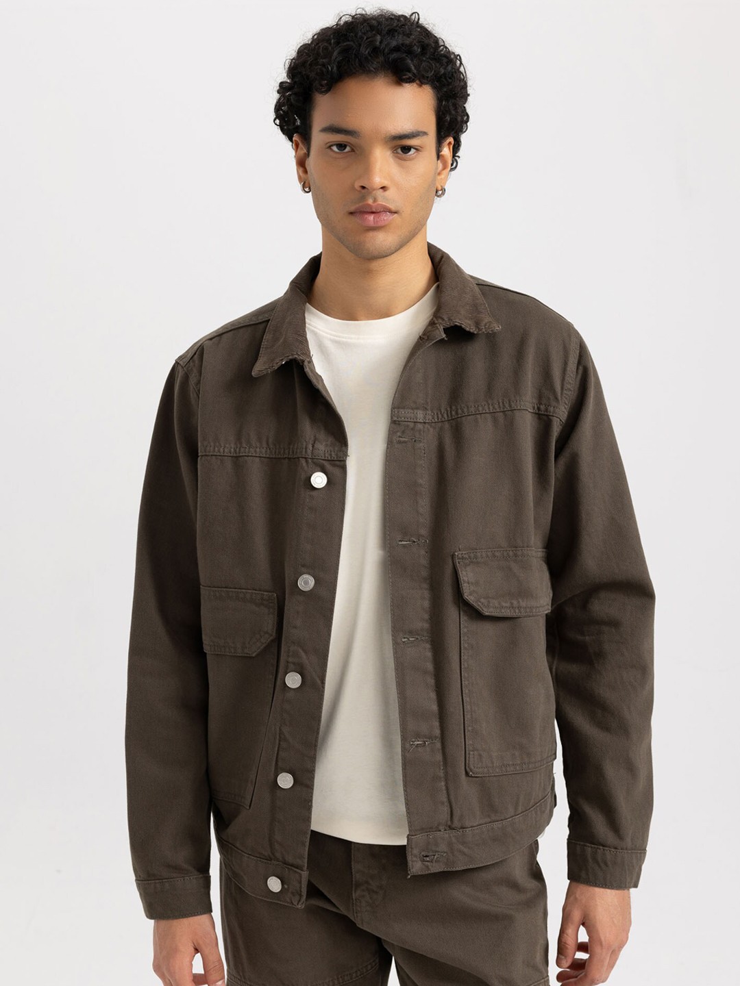 

DeFacto Flap Pocket Pure Cotton Denim Jacket, Brown