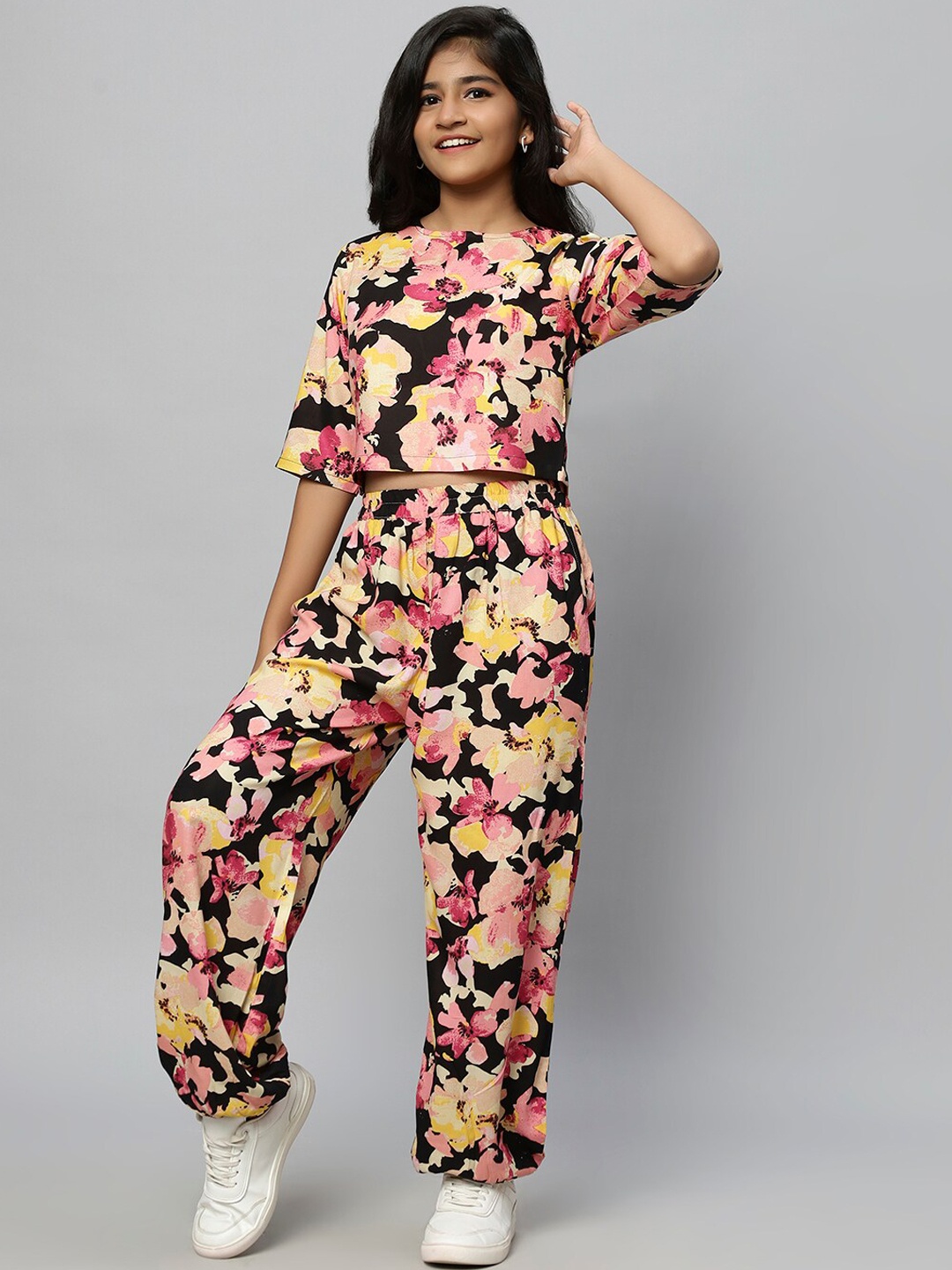 

TeenTrums Girls Floral Printed Top With Trousers, Black